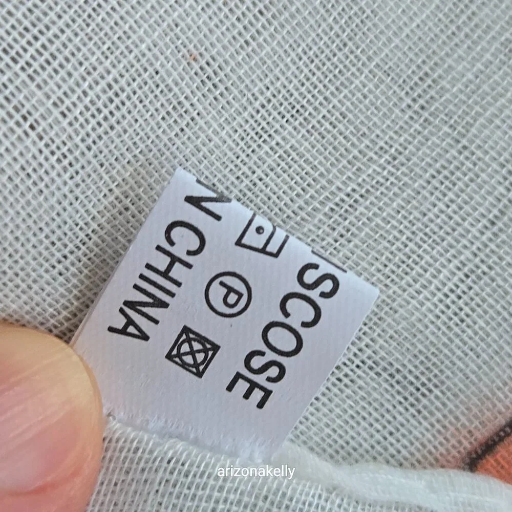 Lightweight gauzy bird summer scarf english robin - Picture 3 of 4